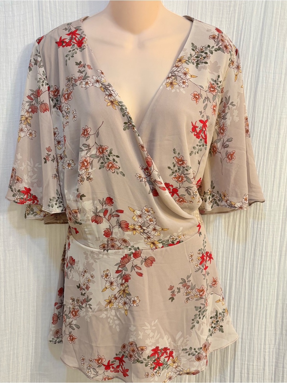 BOHO Floral Wrap-Front Women's Sleep Top - Beige with Red & Yellow Blossoms L